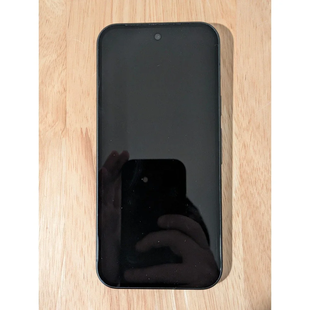 Google Pixel 10 | 128 GB (12 GB) RAM 6.3